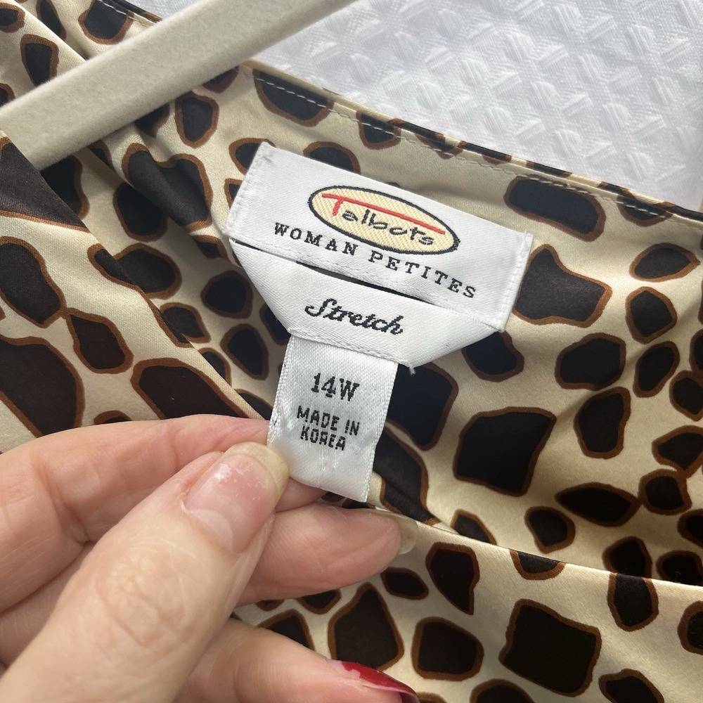 Talbots Silk Brown Giraffe Print Satin Sleeveless Top 14P Classic Mobwife - Picture 4 of 8